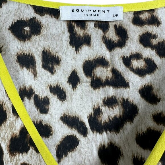Equipment Dalton Leopard Print Tunic Women’s V-Neck Long Sleeve Yellow Trim Smal - Picture 4 of 11